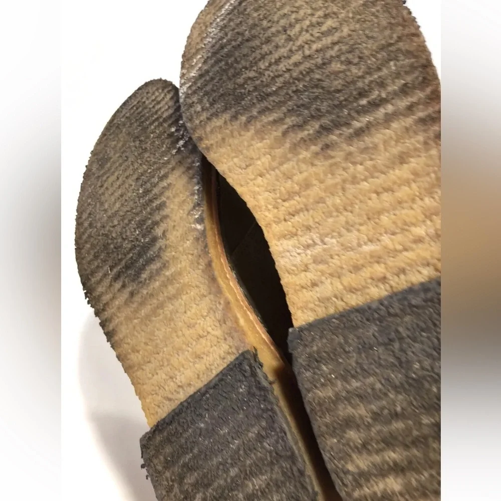 Eastland Men’s 1955 Hull Chukka Boots Khaki Suede, Size 10 M.